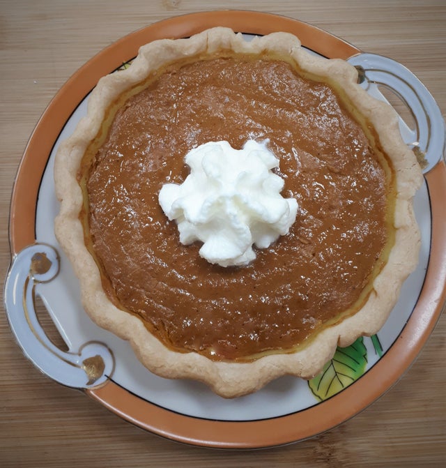 Pastry Crumbs and Roses Bakery