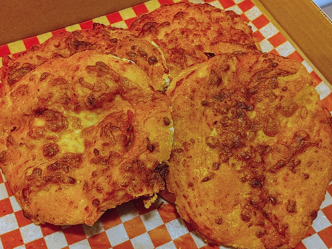 Crumbs and Roses Bakery